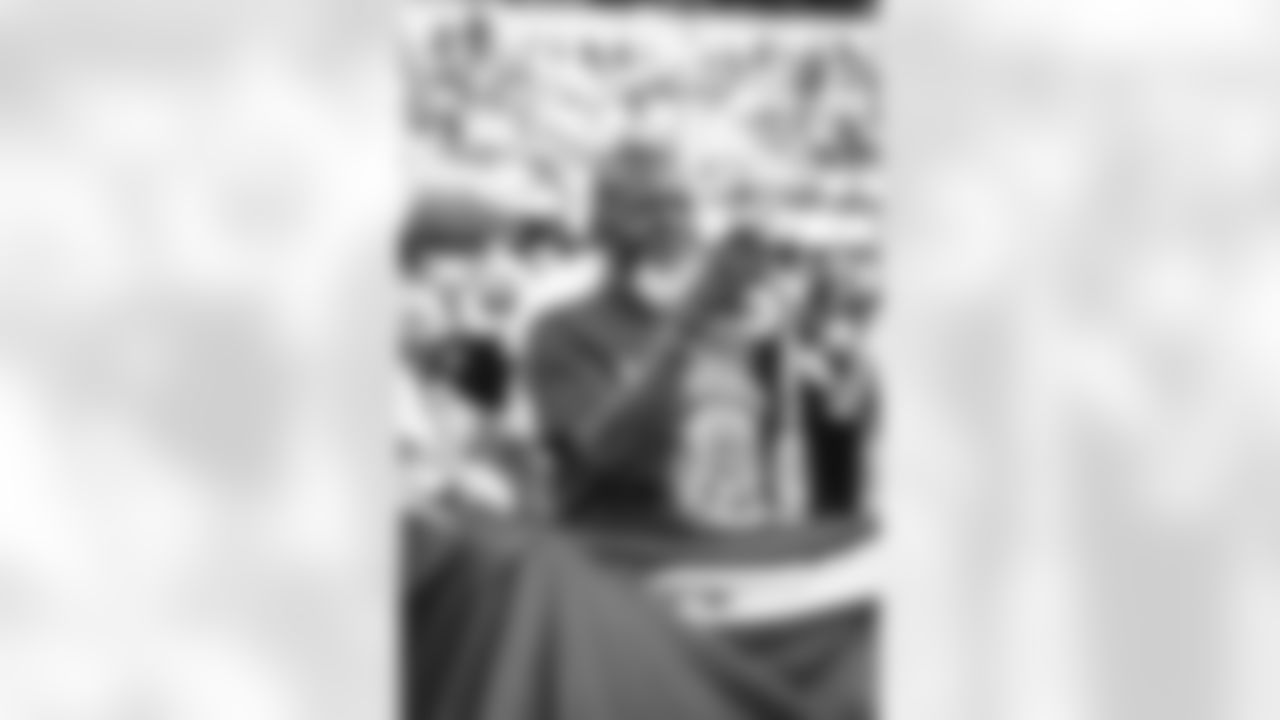 The Los Angeles Rams take on the New Orleans Saints in week 9 of the 2025 NFL regular season.