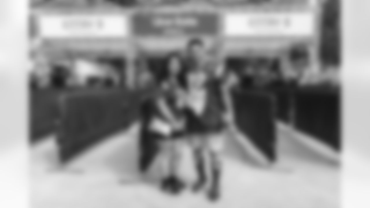 The Los Angeles Rams take on the New Orleans Saints in week 9 of the 2025 NFL regular season.