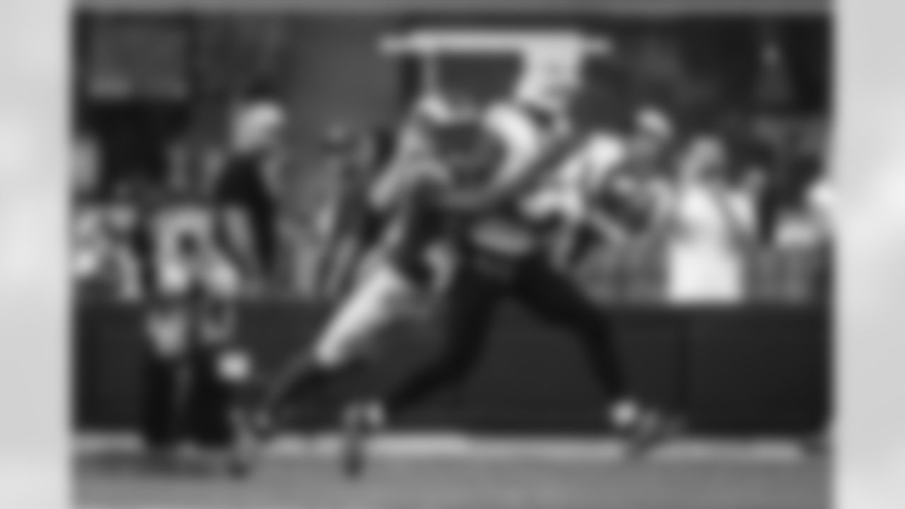 The Los Angeles Rams take on the New Orleans Saints in week 9 of the 2025 NFL regular season.