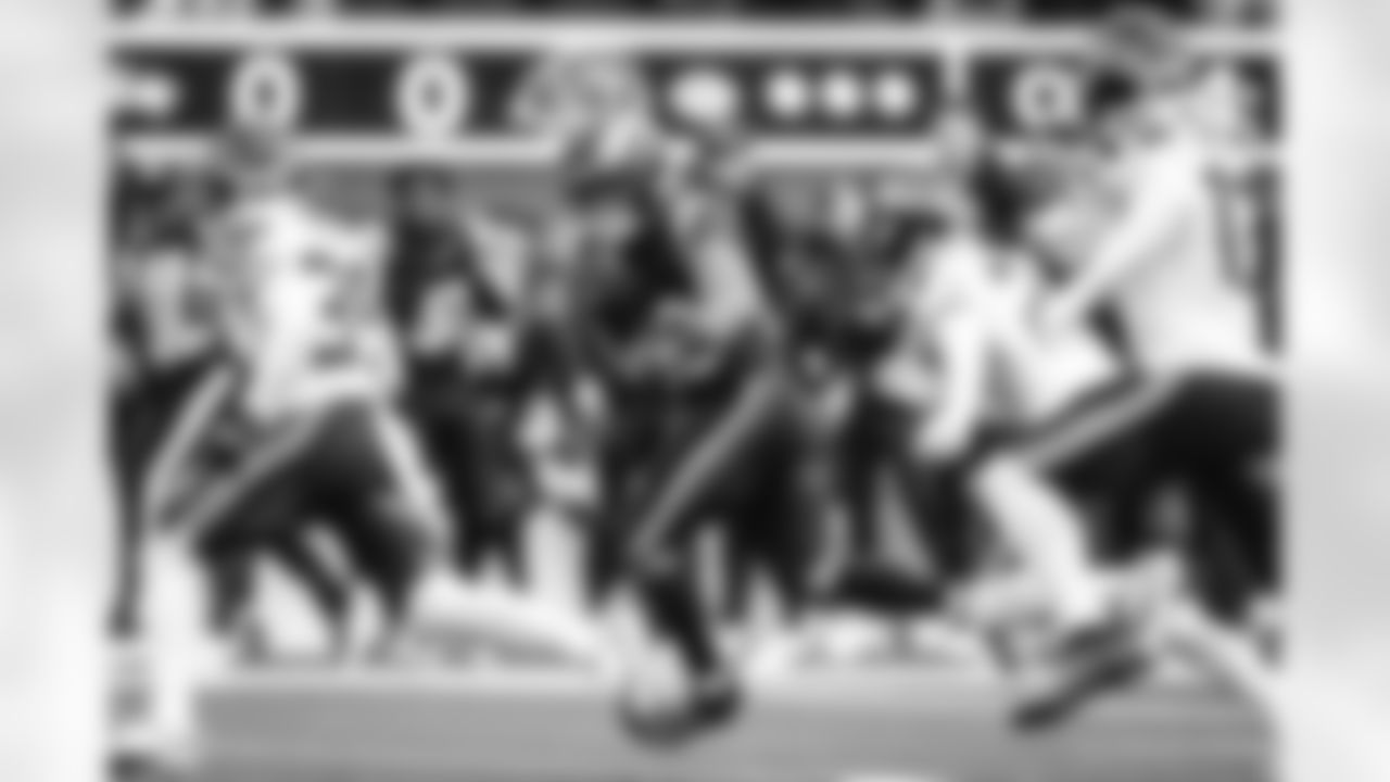 The Los Angeles Rams take on the Seattle Seahawks in week 11 of the 2025 NFL regular season.