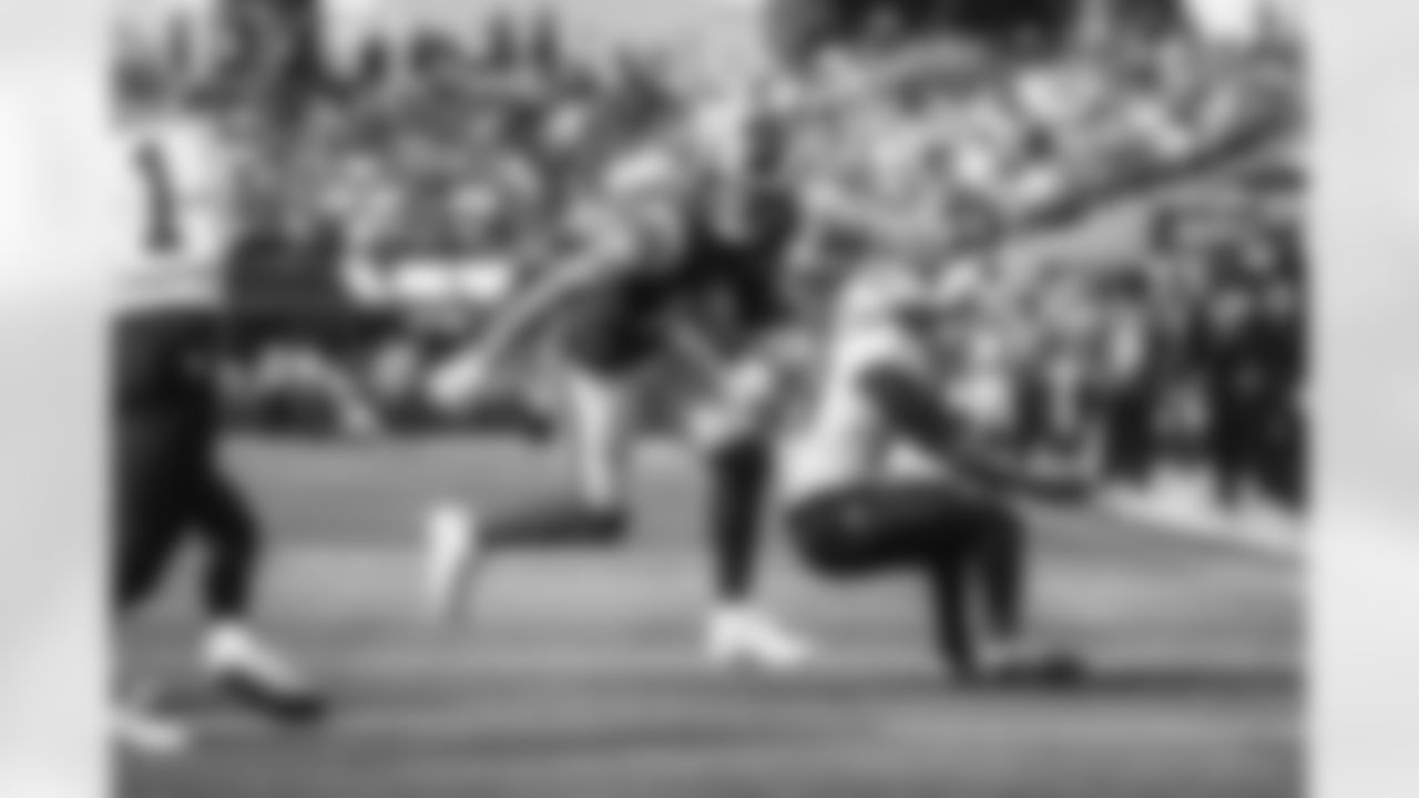 The Los Angeles Rams take on the New Orleans Saints in week 9 of the 2025 NFL regular season.