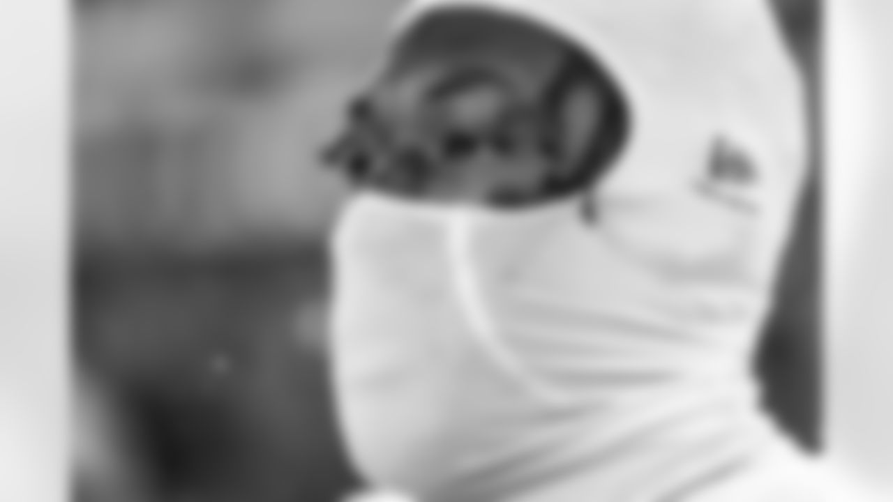 The Los Angeles Rams take on the Chicago Bears in the divisional round of the 2025 NFL post season.