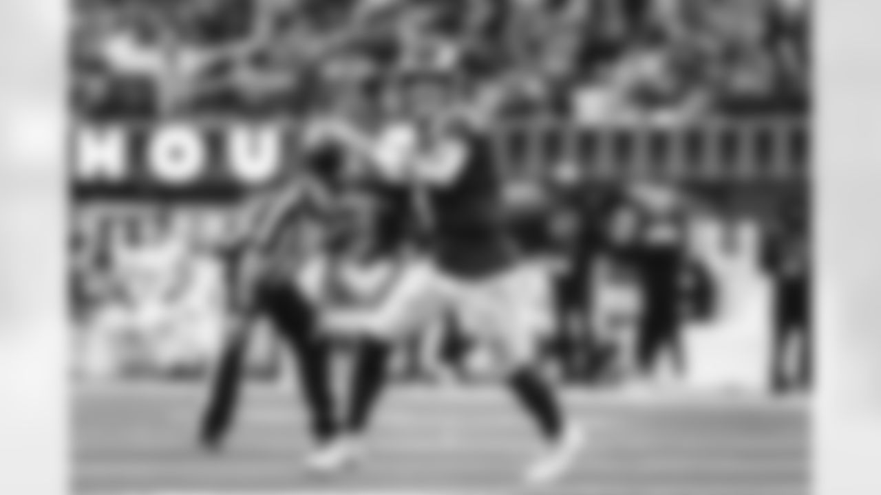 The Los Angeles Rams take on the Detroit Lions in week 15 of the 2025 NFL regular season.