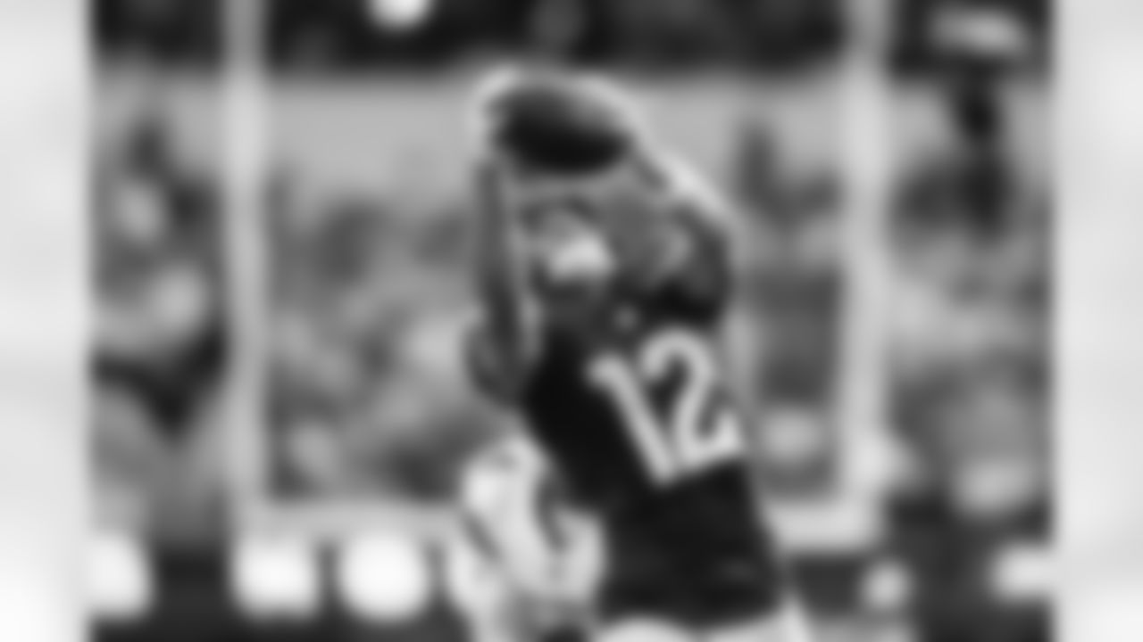 The Los Angeles Rams take on the Detroit Lions in week 15 of the 2025 NFL regular season.