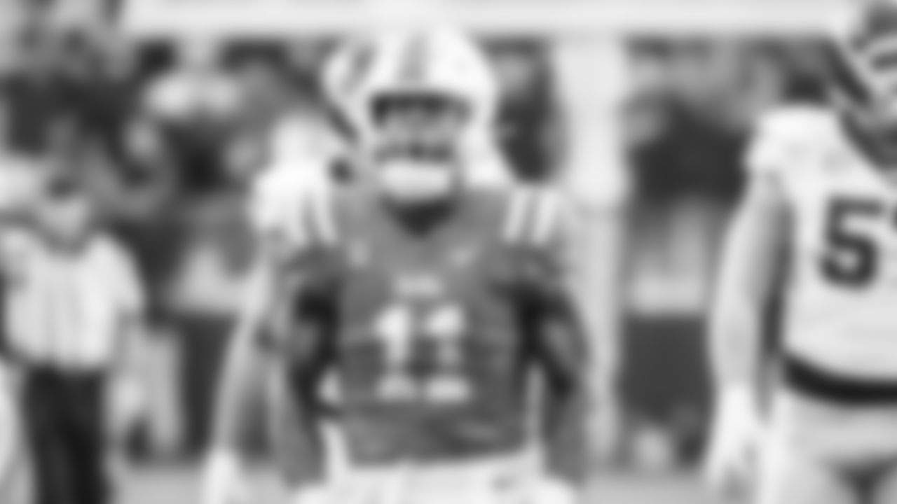 Inside linebacker Chris Paul Jr., Ole Miss: University of Mississippi, Round 5, Pick 172