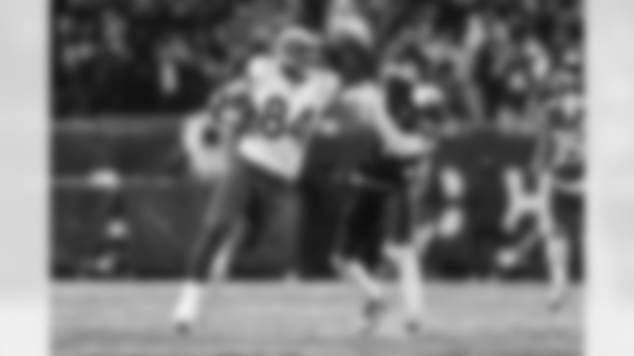 The Los Angeles Rams take on the Chicago Bears in the divisional round of the 2025 NFL Playoffs.