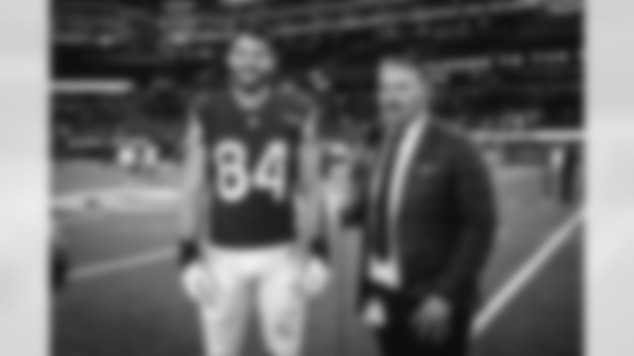 The Los Angeles Rams take on the Detroit Lions in week 15 of the 2025 NFL regular season.