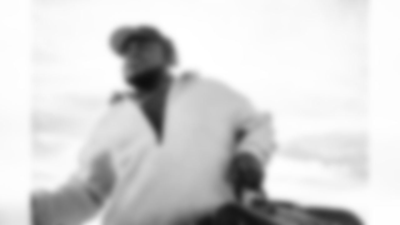 69 OL Kevin Dotson travels to Chicago for Divisional matchup vs. Bears