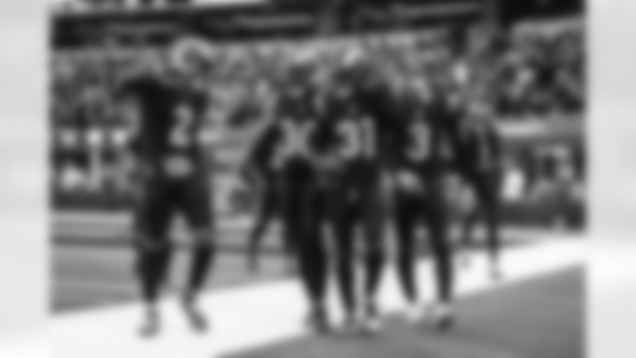 The Los Angeles Rams take on the Seattle Seahawks in week 10 of the 2025 NFL regular season.