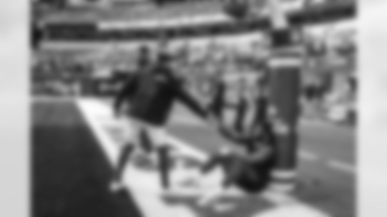 The Los Angeles Rams take on the Detroit Lions in week 15 of the 2025 NFL regular season.