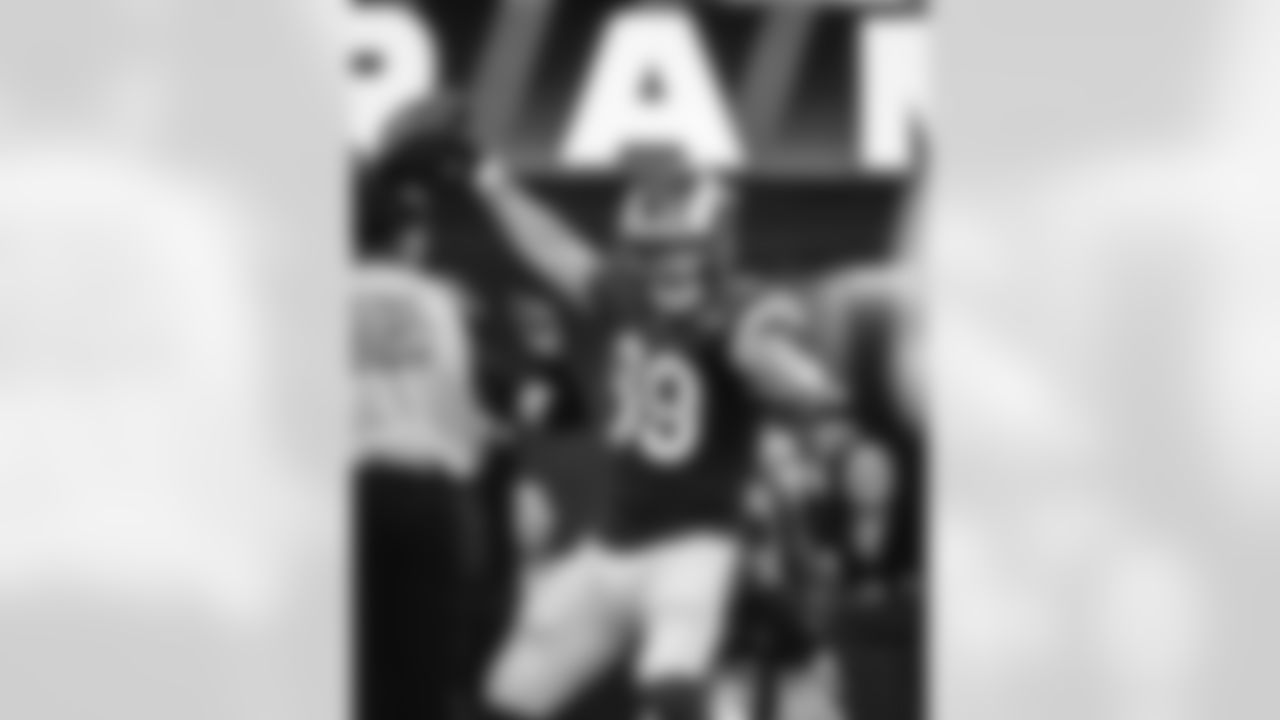 The Los Angeles Rams take on the Arizona Cardinals in week 18 of the 2025 NFL regular season.