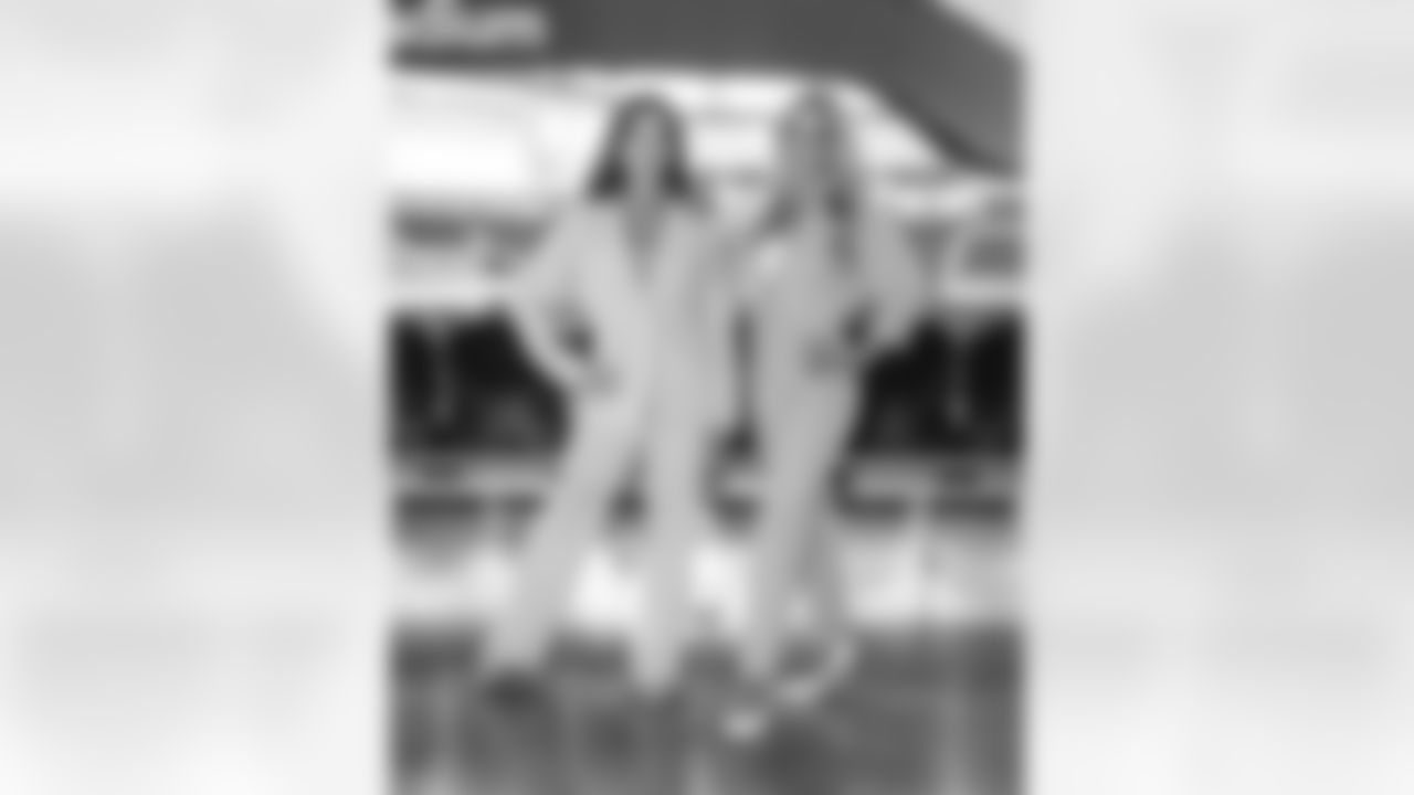 The Los Angeles Rams take on the Arizona Cardinals in week 18 of the 2025 NFL regular season.