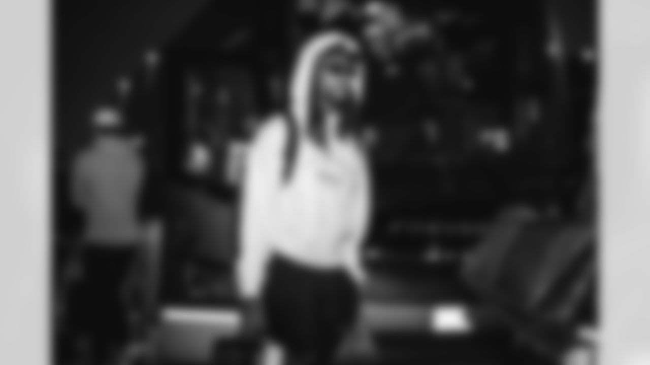 E_251217_Regular_Season_Week_16_Travel_BT_0018