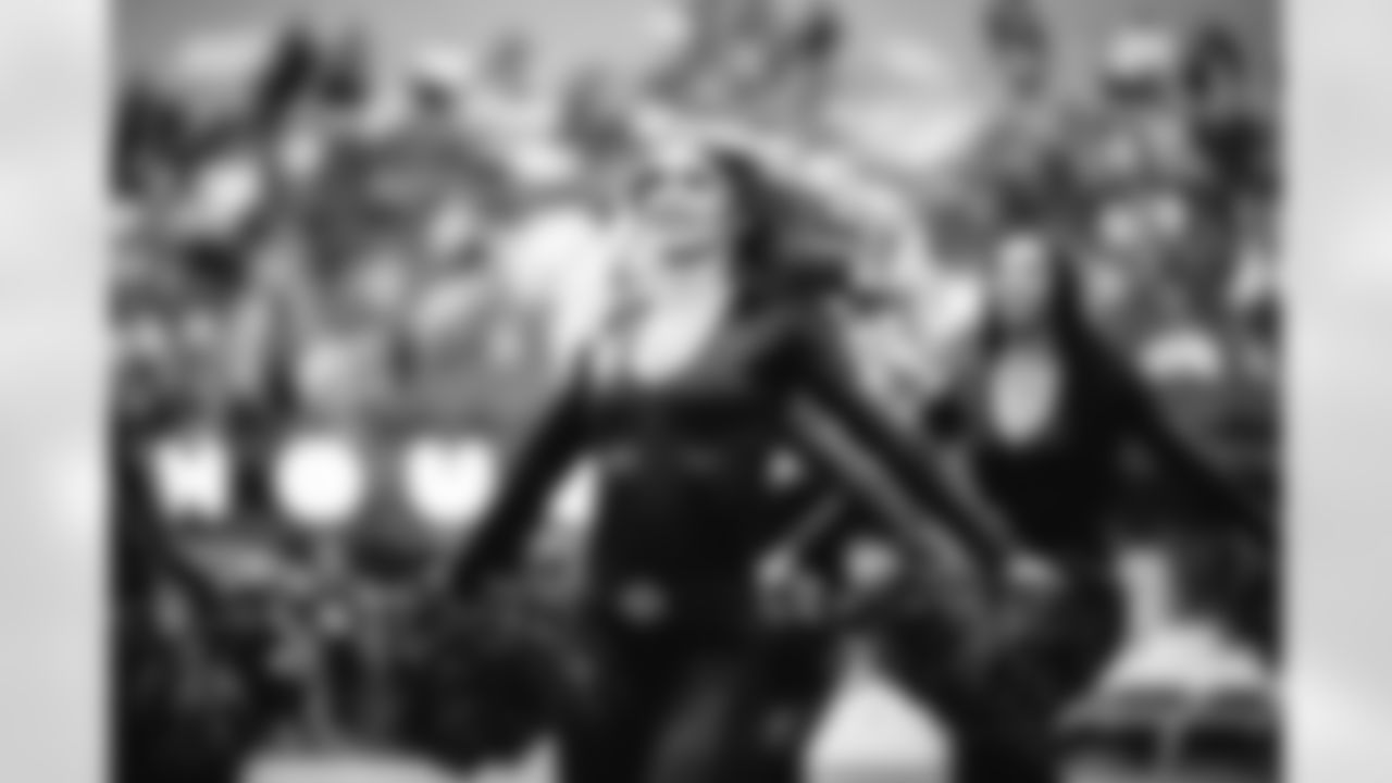 The Los Angeles Rams take on the Seattle Seahawks in week 11 of the 2025 NFL regular season.