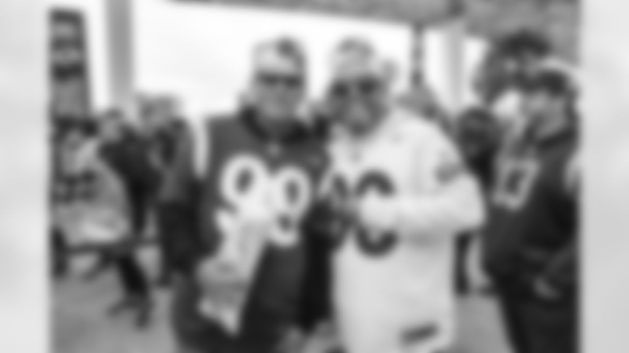 The Los Angeles Rams take on the Arizona Cardinals in week 18 of the 2025 NFL regular season.