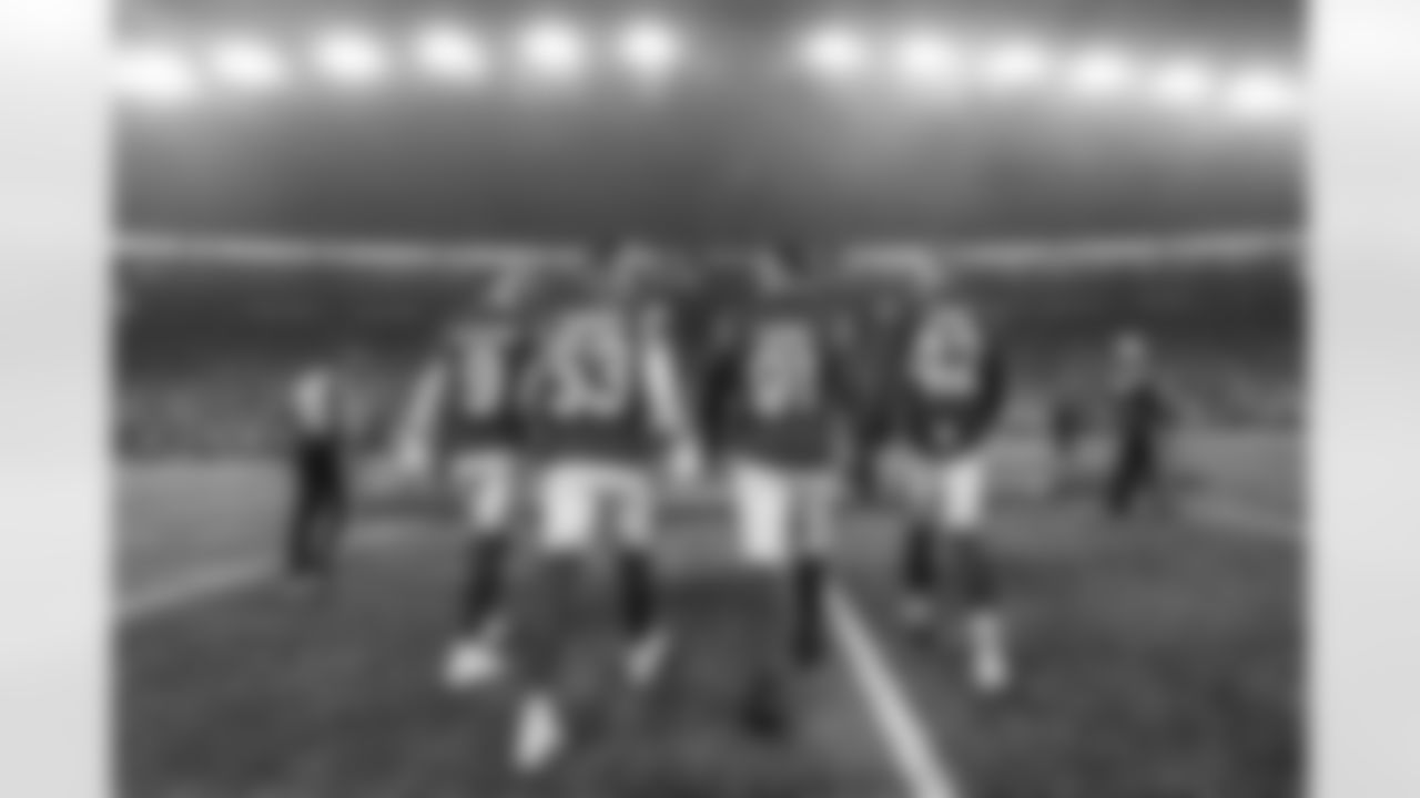 The Los Angeles Rams take on the Seattle Seahawks in week 16 of the 2025 NFL regular season.