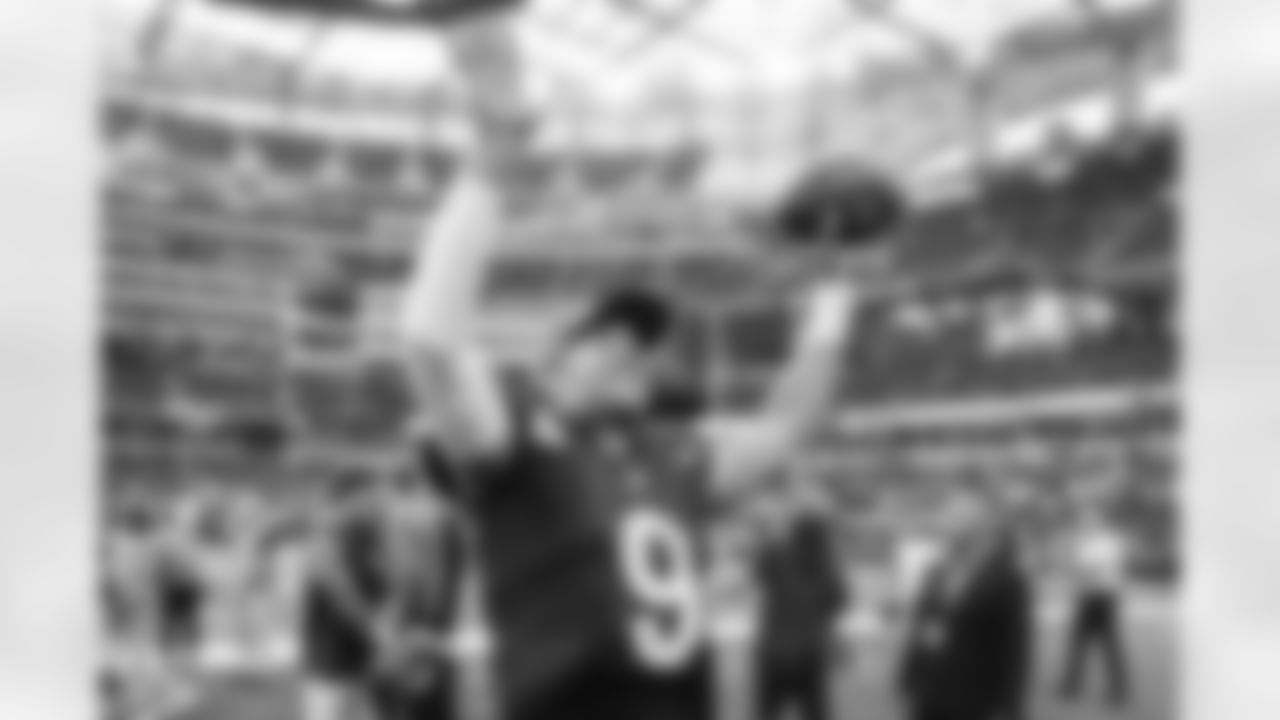 The Los Angeles Rams take on the New Orleans Saints in week 9 of the 2025 NFL regular season.