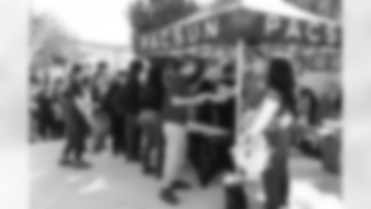 251219_Pacsun_Loads_Of_Love_RH_00033