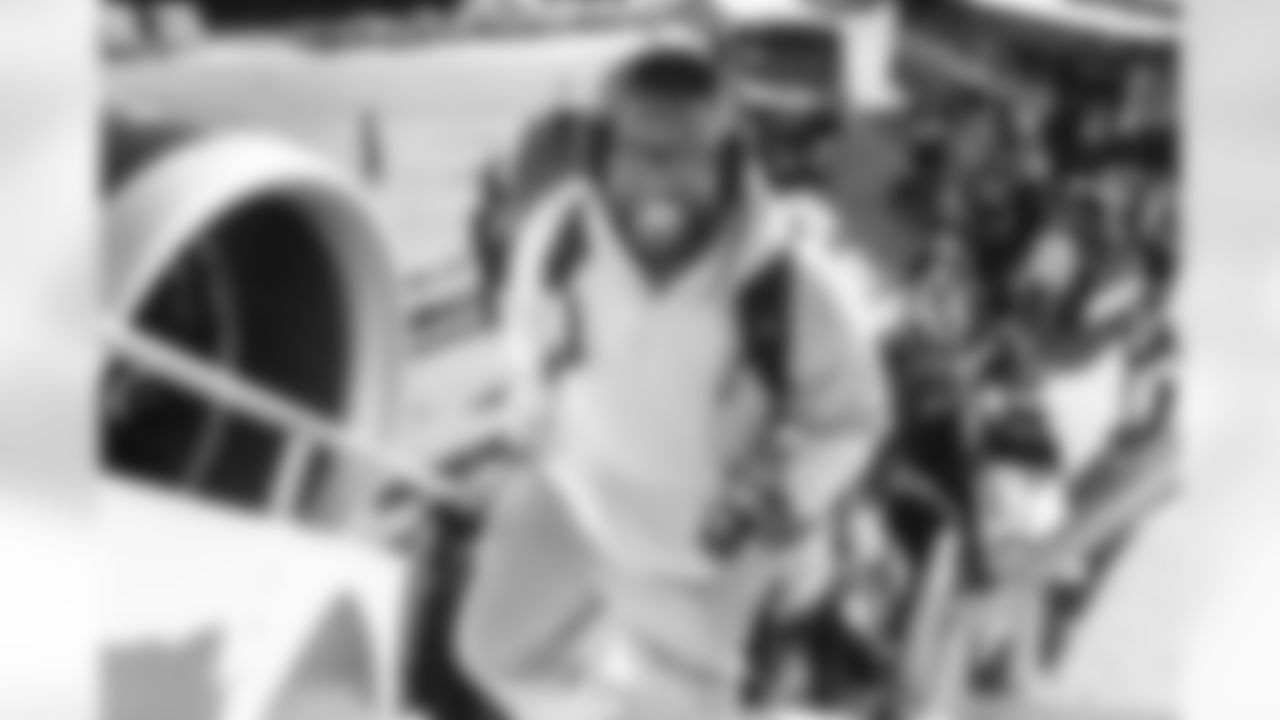 DE Kobie Turner travels to Seattle for Sunday's NFC Championship game