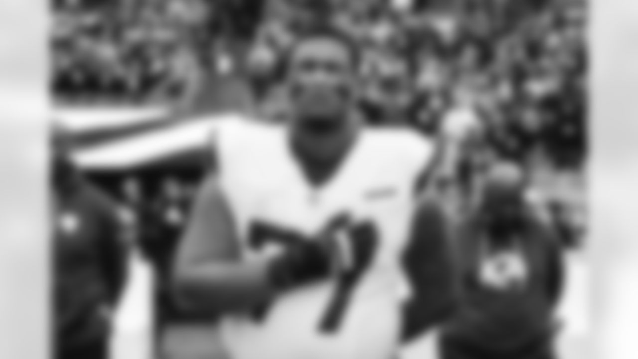 The Los Angeles Rams take on the Carolina Panthers in week 13 of the 2025 NFL regular season.