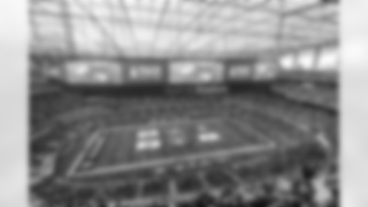 The Los Angeles Rams take on the New Orleans Saints in week 9 of the 2025 NFL regular season.