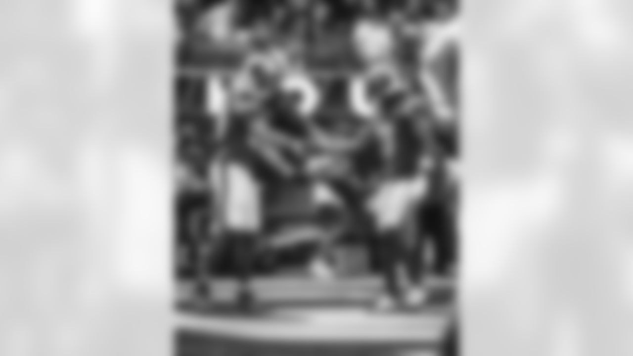 The Los Angeles Rams take on the New Orleans Saints in week 9 of the 2025 NFL regular season.