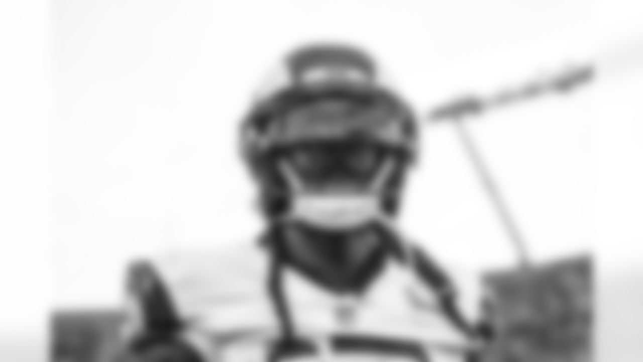 The Los Angeles Rams take on the Carolina Panthers in the wild card round of the 2025 NFL post season.