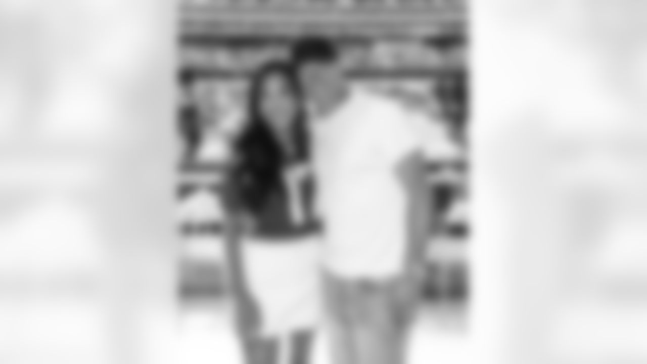 The Los Angeles Rams take on the Houston Texans in week 1 of the 2025 NFL regular season.