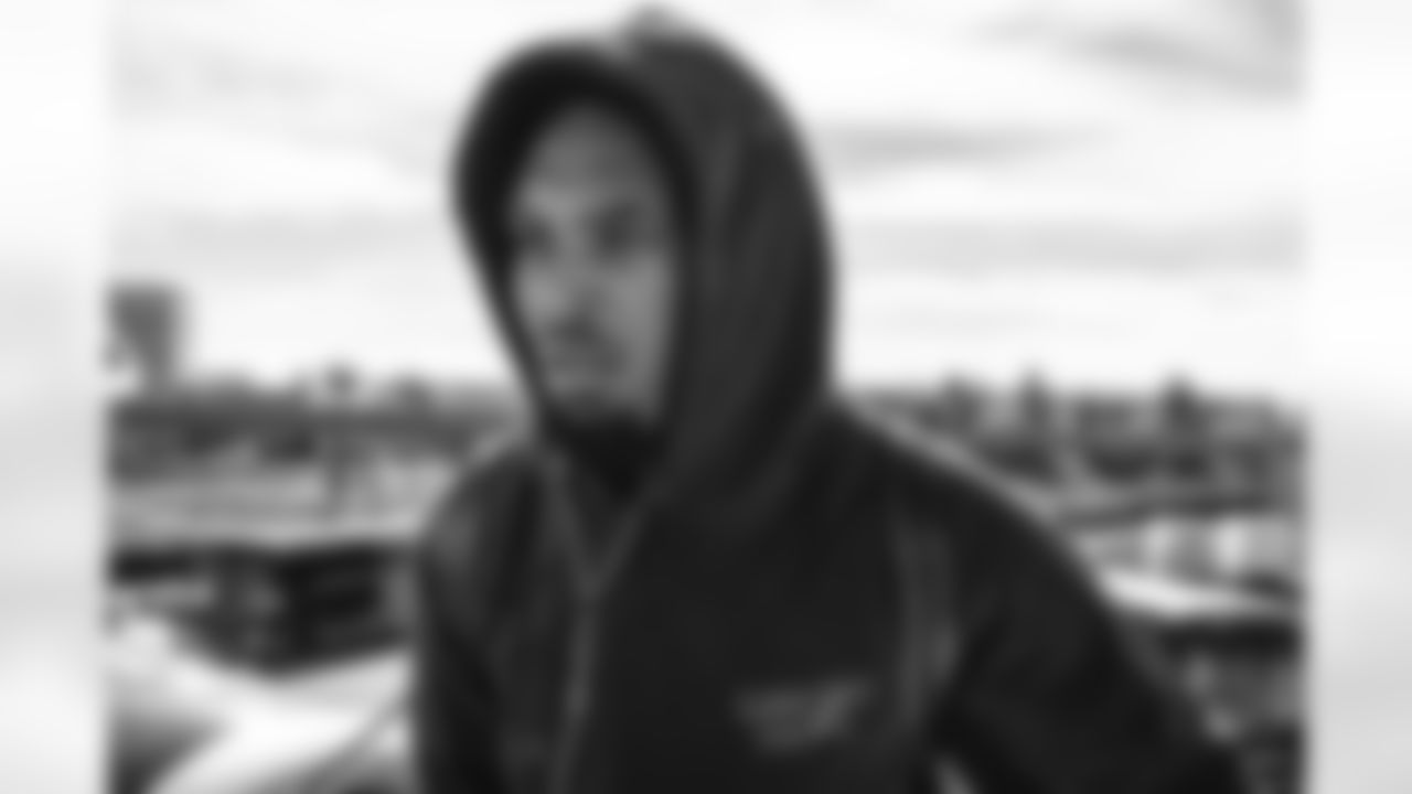 3 S Kam Curl travels to Chicago for Divisional matchup vs. Bears