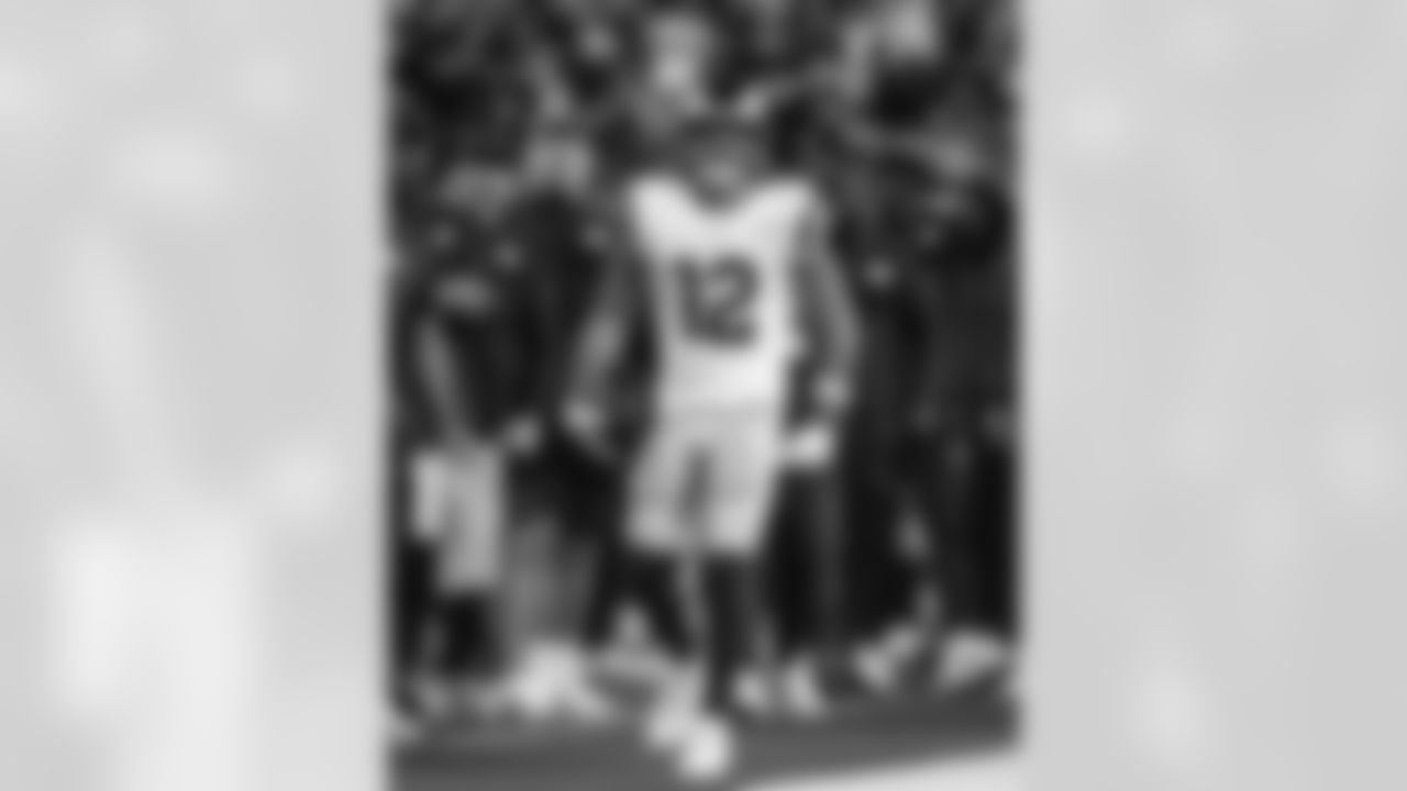 The Los Angeles Rams take on the Tampa Bay Buccaneers in week 12 of the 2025 NFL regular season.