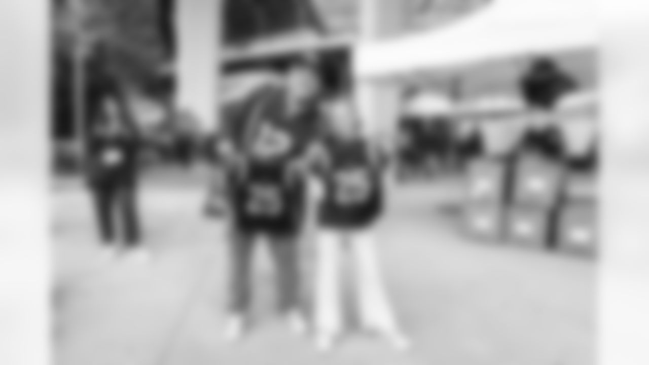 The Los Angeles Rams take on the Seattle Seahawks in week 11 of the 2025 NFL regular season.