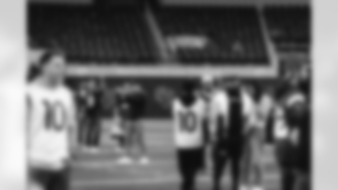 The Los Angeles Rams take on the Detroit Lions in week 15 of the 2025 NFL regular season.