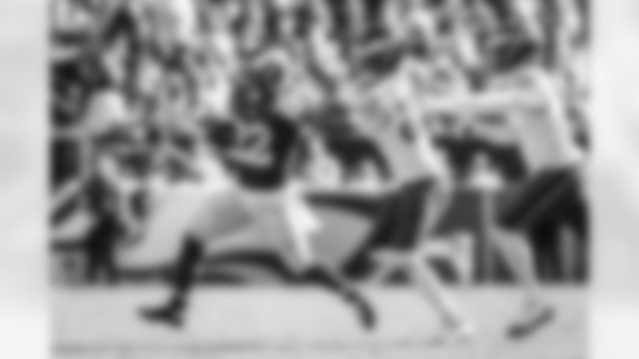 The Los Angeles Rams take on the Philadelphia Eagles in week 3 of the 2025 NFL regular season.