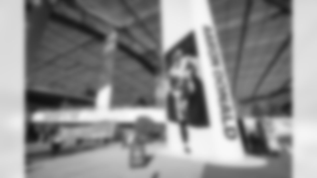 The Los Angeles Rams take on the Tampa Bay Buccaneers in week 12 of the 2025 NFL regular season.