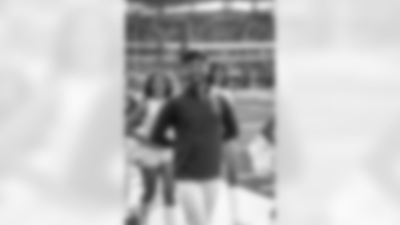 The Los Angeles Rams take on the New Orleans Saints in week 9 of the 2025 NFL regular season.