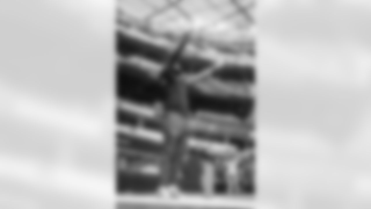 The Los Angeles Rams take on the New Orleans Saints in week 9 of the 2025 NFL regular season.