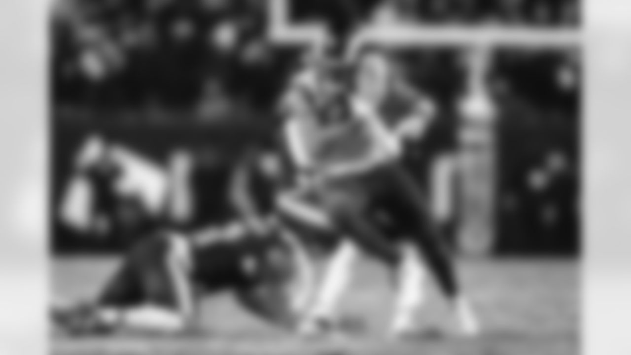 The Los Angeles Rams take on the Chicago Bears in the divisional round of the 2025 NFL post season.