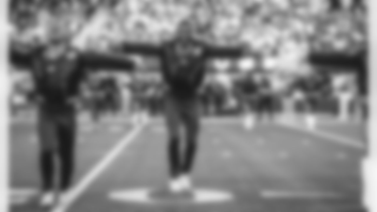The Los Angeles Rams take on the Seattle Seahawks in Week 11 of the 2023 NFL Regular Season.