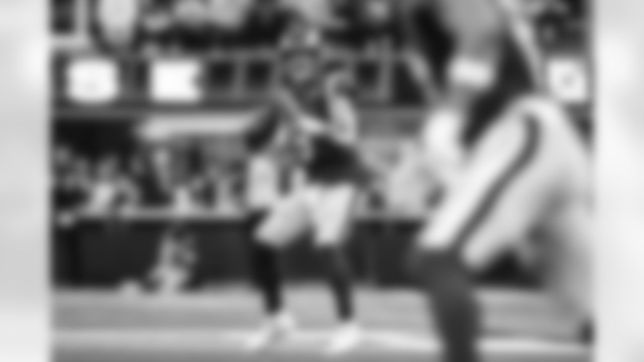 The Los Angeles Rams take on the Arizona Cardinals in week 18 of the 2025 NFL regular season.