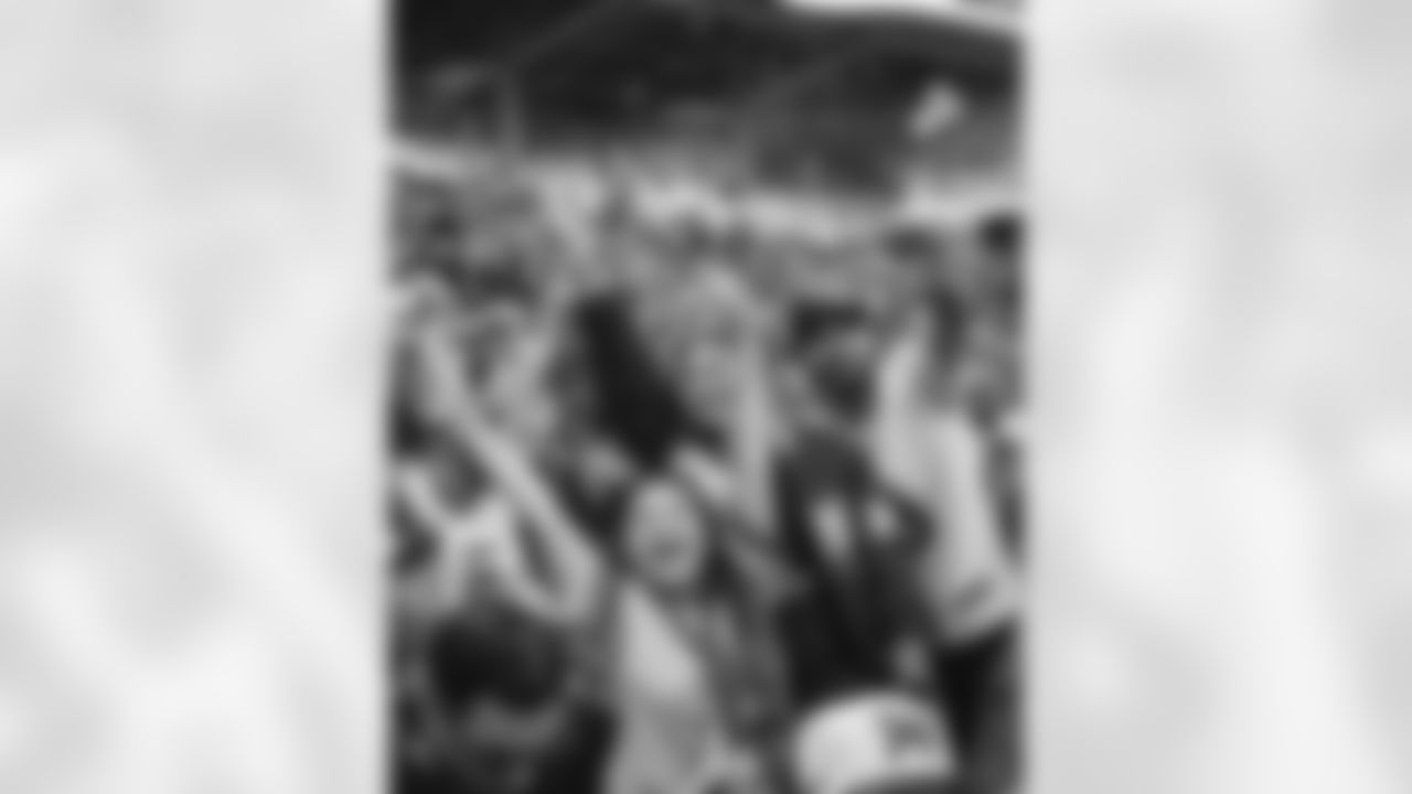 The Los Angeles Rams take on the New Orleans Saints in week 9 of the 2025 NFL regular season.