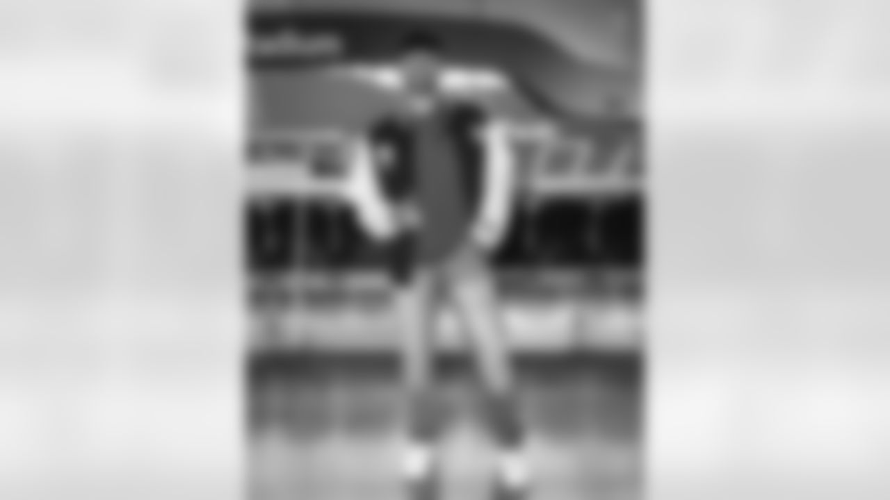 The Los Angeles Rams take on the Arizona Cardinals in week 18 of the 2025 NFL regular season.