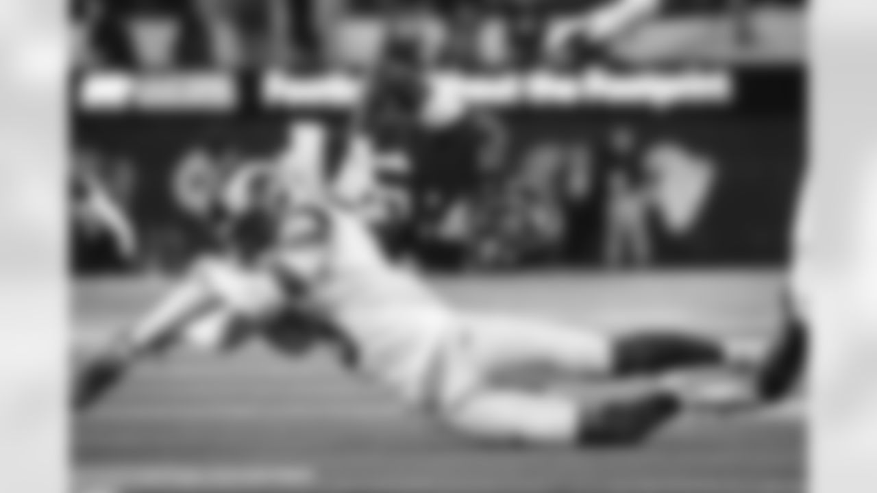 The Los Angeles Rams take on the Tampa Bay Buccaneers in week 12 of the 2025 NFL regular season.