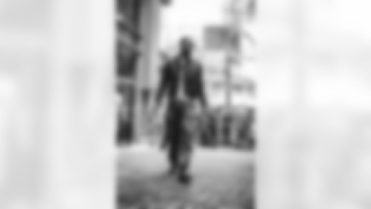 37 S Quentin Lake travels to Bank of America Stadium for Wild Card matchup vs. Panthers