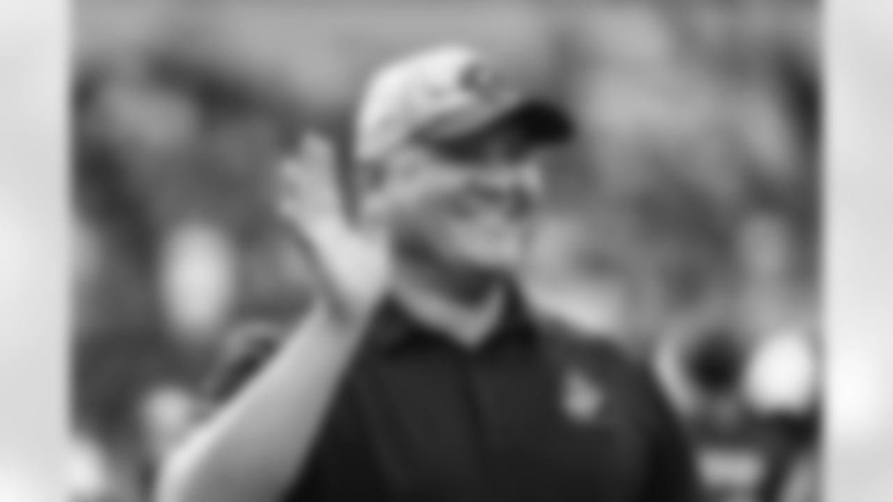 The Los Angeles Rams take on the New Orleans Saints in week 9 of the 2025 NFL regular season.