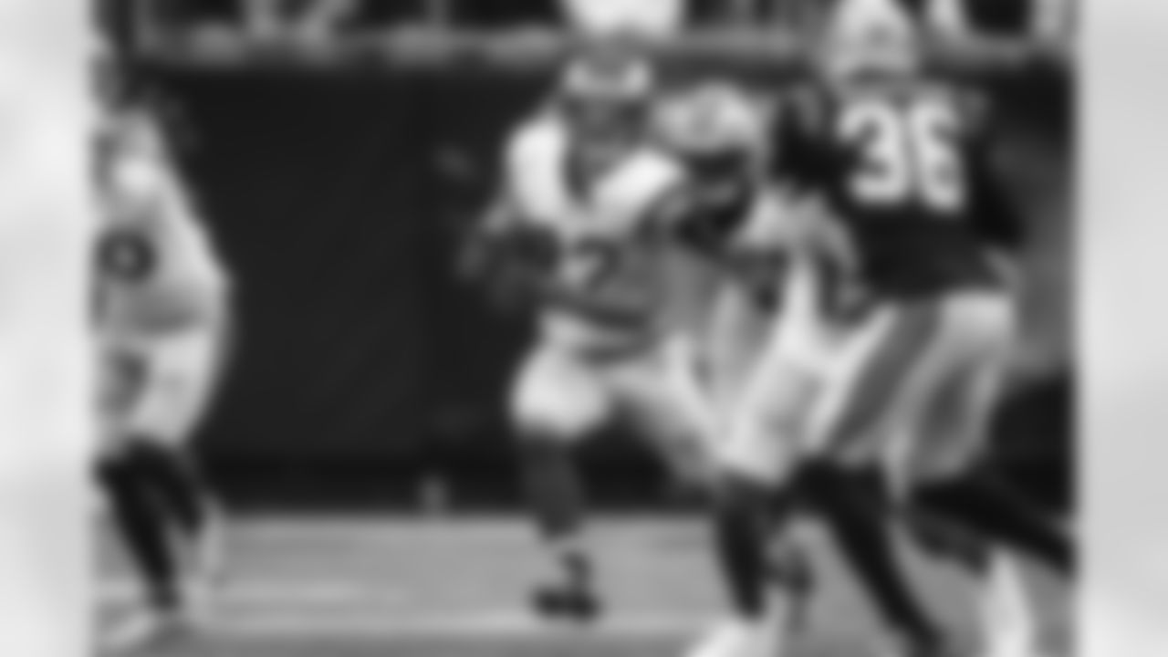 The Los Angeles Rams take on the Carolina Panthers in week 13 of the 2025 NFL regular season.