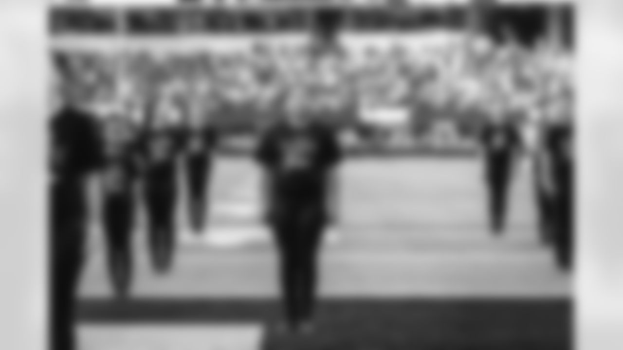 The Los Angeles Rams take on the New Orleans Saints in week 9 of the 2025 NFL regular season.