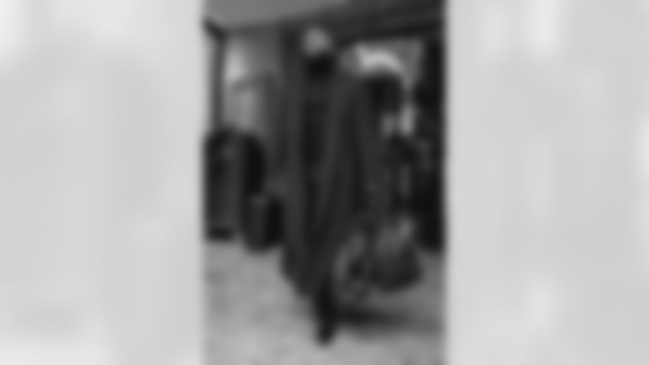 The Los Angeles Rams take on the Chicago Bears in the divisional round of the 2025 NFL post season.