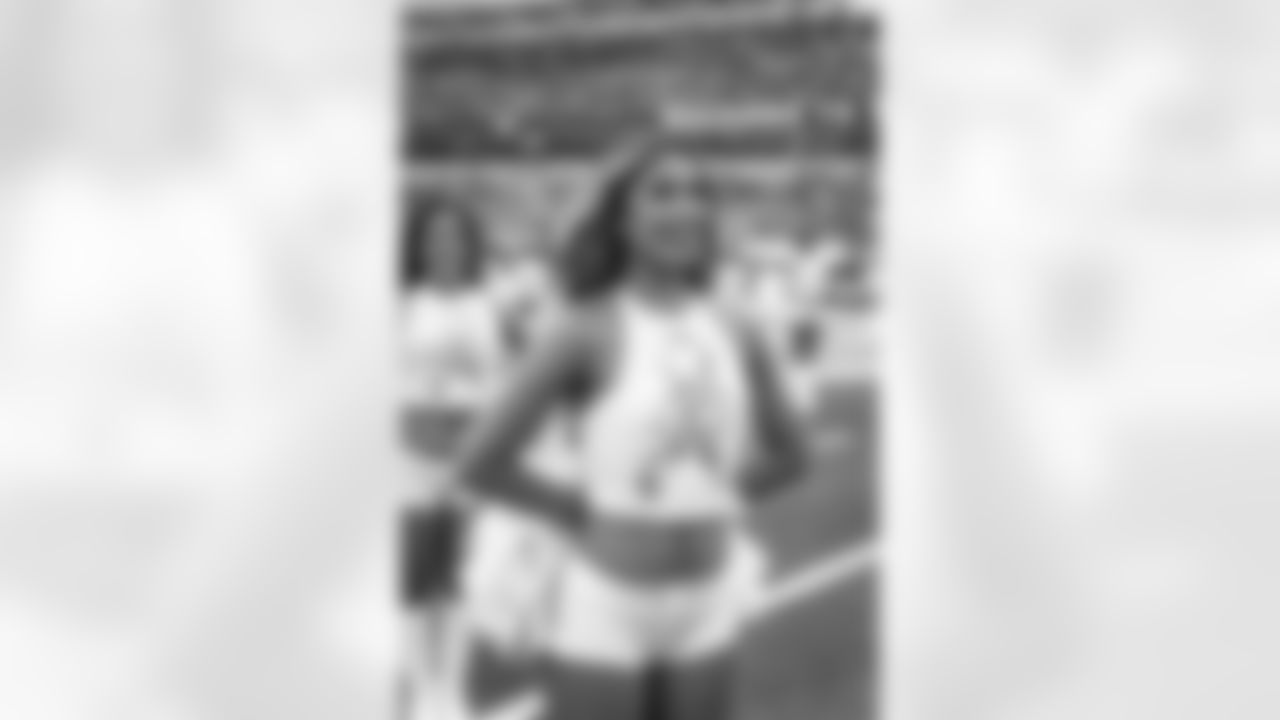 The Los Angeles Rams take on the New Orleans Saints in week 9 of the 2025 NFL regular season.