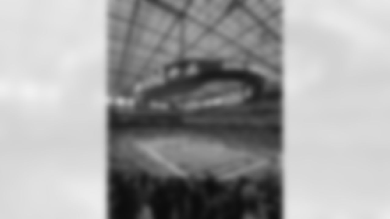 The Los Angeles Rams take on the Detroit Lions in week 15 of the 2025 NFL regular season.