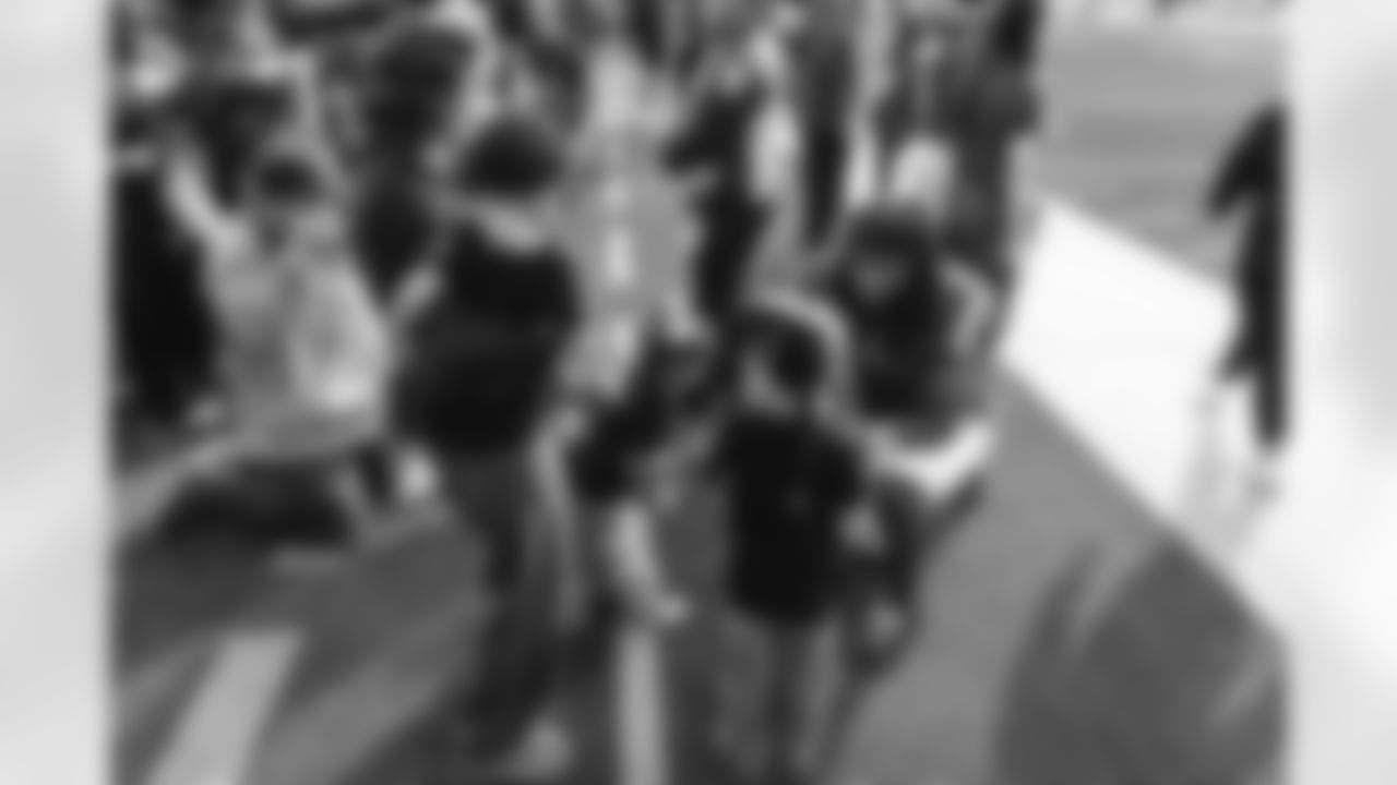 The Los Angeles Rams take on the Detroit Lions in week 15 of the 2025 NFL regular season.